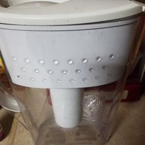 Brita water filtration system